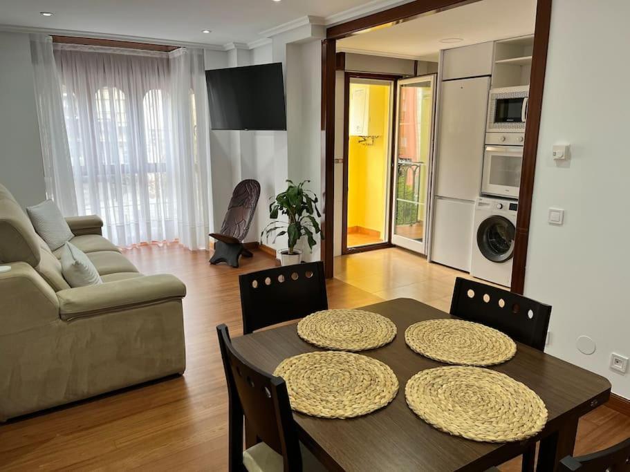 Piso Acogedor Y Centrico Apartment Santona Luaran gambar