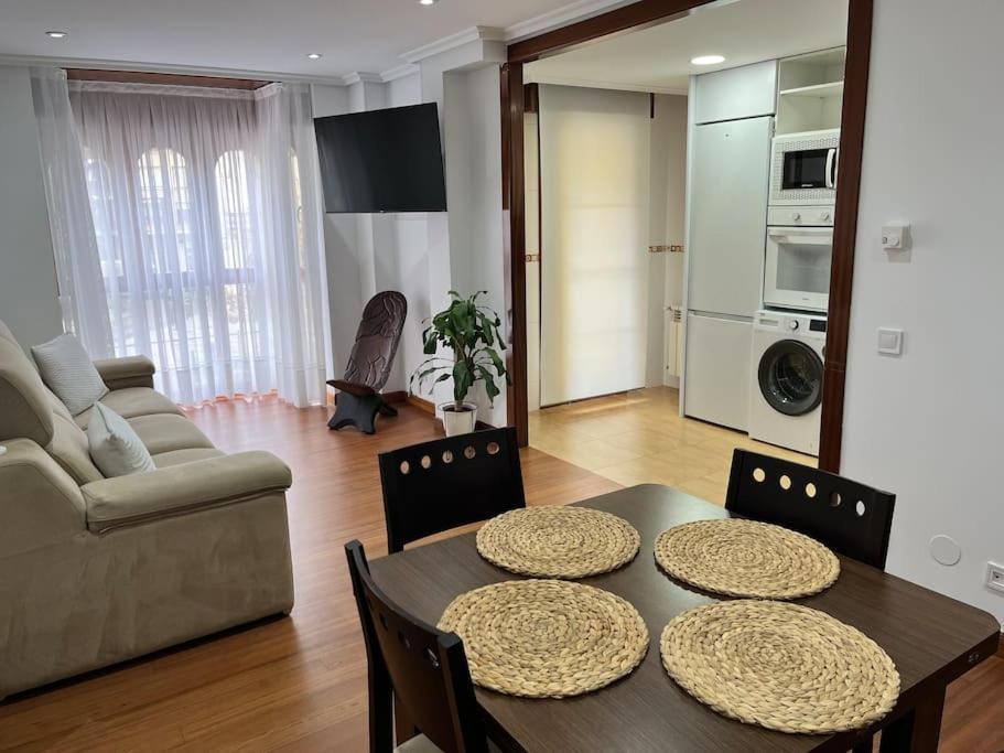 Piso Acogedor Y Centrico Apartment Santona Luaran gambar